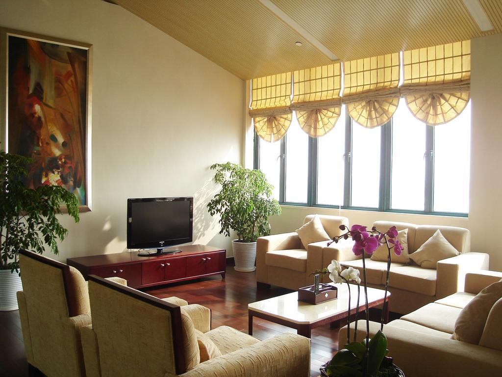 Runyang Huanlong Hotel Zhenjiang  Exterior photo